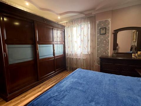 квартира за адресою Небесної Сотні просп. (Маршала Жукова), 3А/1