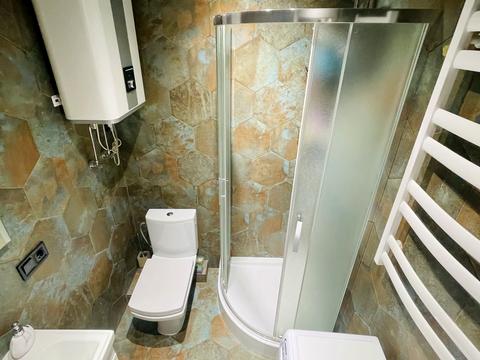 квартира за адресою Київ, Салютна вул., 2к1