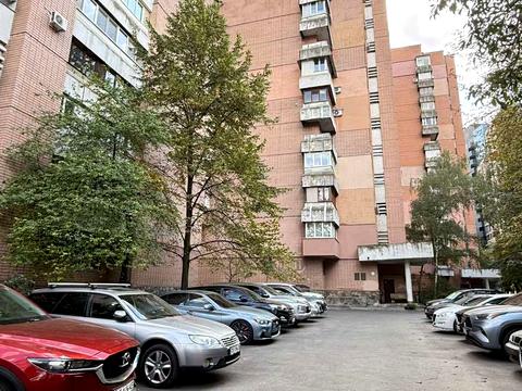 квартира по адресу Дмитрия Яворницкого просп. (Карла Маркса), 45