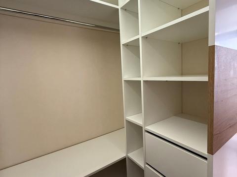 квартира за адресою Салютна вул., 2к3