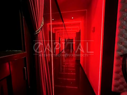 комерційна за адресою вул. Велика Васильківська, 58