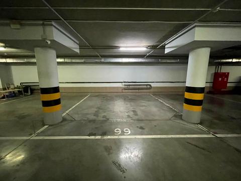 комерційна за адресою Андрія Верхогляда вул. (Михайла Драгомирова), 12