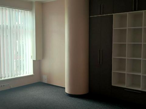 комерційна за адресою Кловський узвіз (Кловський), 7а