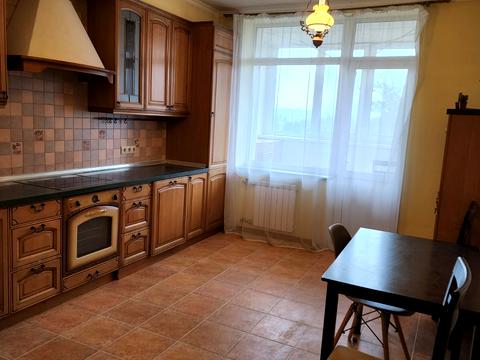 квартира по адресу Голосеевский просп. (40-летия Октября), 130/57