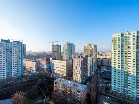 квартира по адресу Патриарха Мстислава Скрипника ул., 40