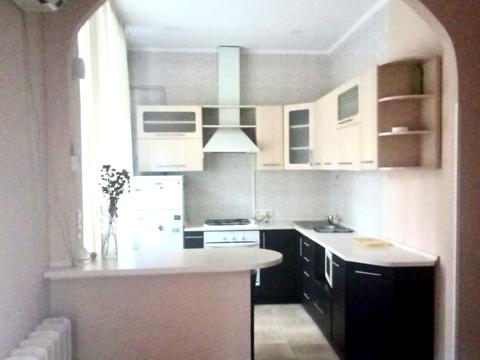 квартира за адресою Лаврська вул. (Січневого Повстання), 6