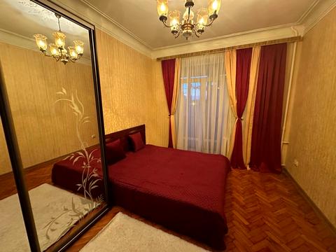 квартира за адресою Ярослава Гашека бульв., 16