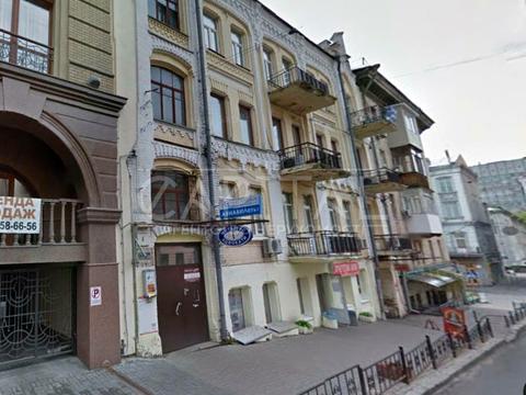 коммерческая по адресу Паторжинского ул., 4
