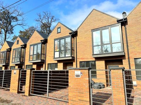 будинок за адресою Університетська вул.