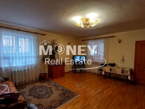 будинок за адресою Старі Петрівці