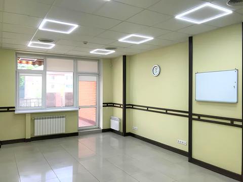 коммерческая по адресу Леси Украинки бульв., 7-Б