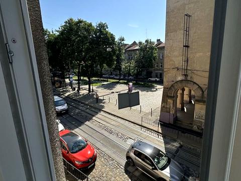 квартира по адресу Даниила Галицкого пл., 1