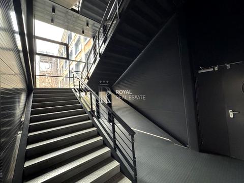 комерційна за адресою Науки просп., 40