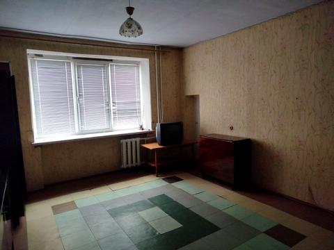 квартира за адресою Космонавтів вул., 68а