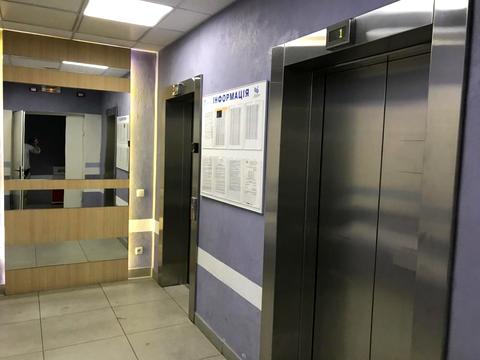 комерційна за адресою Казимира Малевича вул. (Боженка), 89