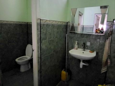 комерційна за адресою Бандери, 75а