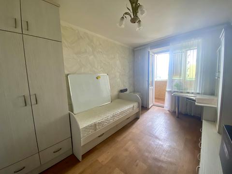 квартира за адресою Космонавтів вул., 142