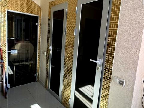 комерційна за адресою Зарічанська вул., 57/1