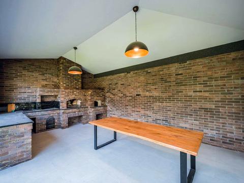 будинок за адресою с. Плюти, Лісова