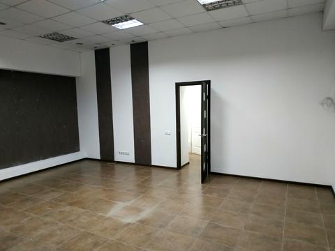 коммерческая по адресу Амосова, 22