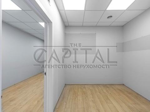 комерційна за адресою Валерія Лобановського просп. (Червонозоряний), 56/21-А