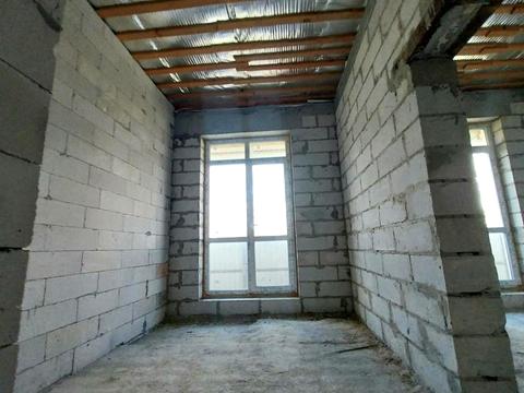 квартира по адресу Гвардейцев-Широнинцев ул., 79б