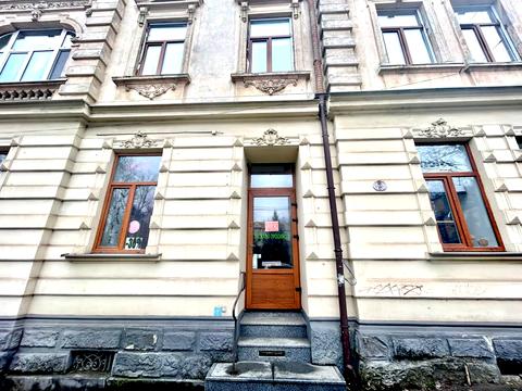комерційна за адресою Стрийська вул., 5
