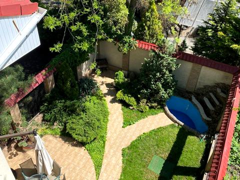 будинок за адресою Педагогічна вул., 25