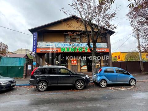 коммерческая по адресу Грушевського ул., 12