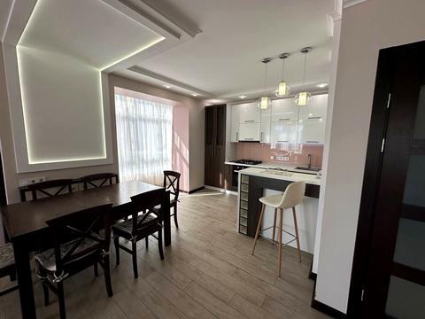 квартира за адресою Олександра Довженка вул., 23а
