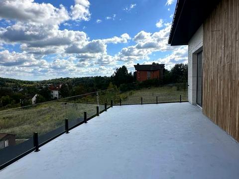 будинок за адресою Вишнева вул.