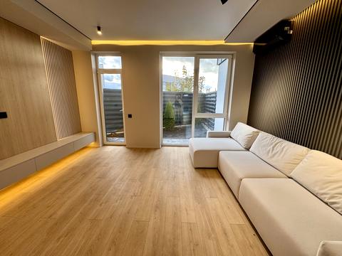 дом по адресу Радужная ул.