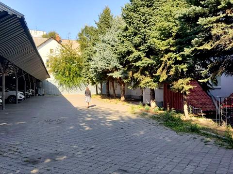 комерційна за адресою Богдана Хмельницького просп. (Героїв Сталінграда), 38а