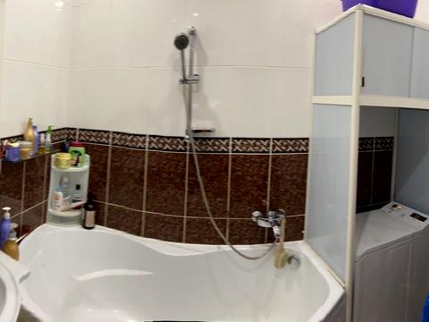 квартира за адресою Пилипа Орлика вул. (Паризької Комуни), 1