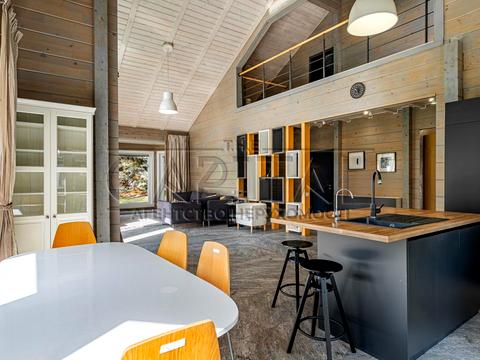 будинок за адресою Центральна вул.