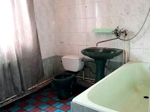 дом по адресу Центральна