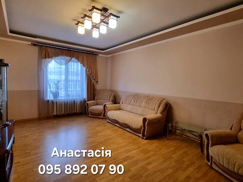 квартира за адресою Дмитрівська вул., 69