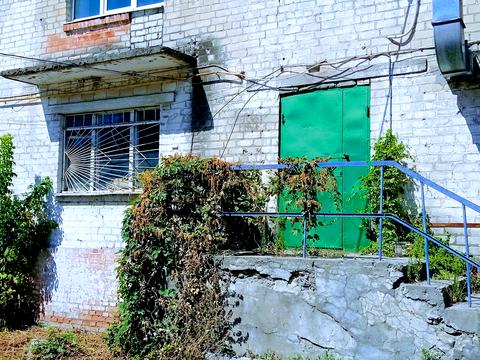 коммерческая по адресу Солідарності, 535