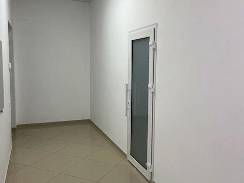 комерційна за адресою Шевченка бульв., 207