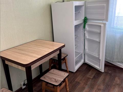 квартира за адресою Рональда Рейгана вул., 9-В