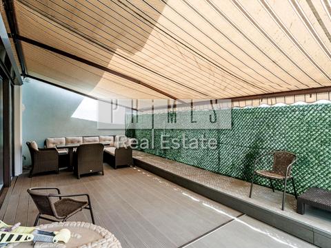 дом по адресу Локомотивная ул.