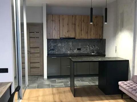 квартира за адресою Любомира Гузара просп. (Космонавта Комарова), 15а