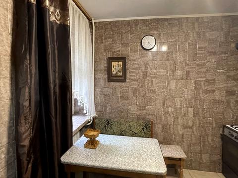 квартира по адресу Межигорская ул., 25