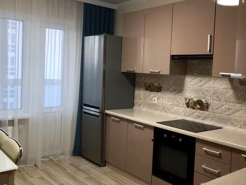 квартира за адресою Софії Русової вул., 5-Б