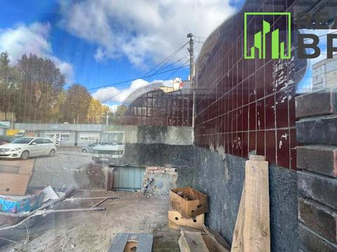 комерційна за адресою Проскурівського підпілля вул., 1