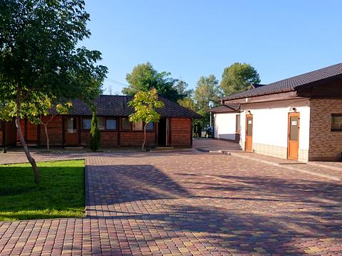 комерційна за адресою Погребський шлях вул., 51