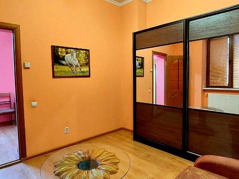 квартира по адресу Героев Майдана ул. (Червоноармейская), 8