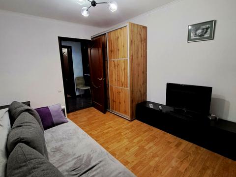 квартира за адресою вул. Лазурна, 4