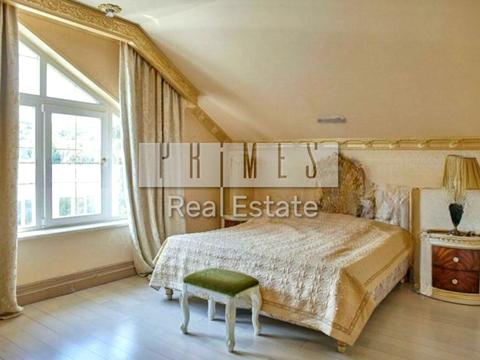 будинок за адресою смт. Козин, Дачна вул.