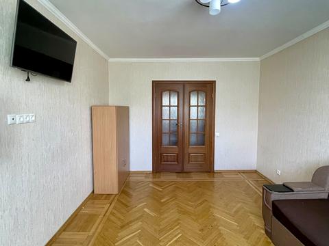 квартира по адресу Татьяны Яблонской ул., 1